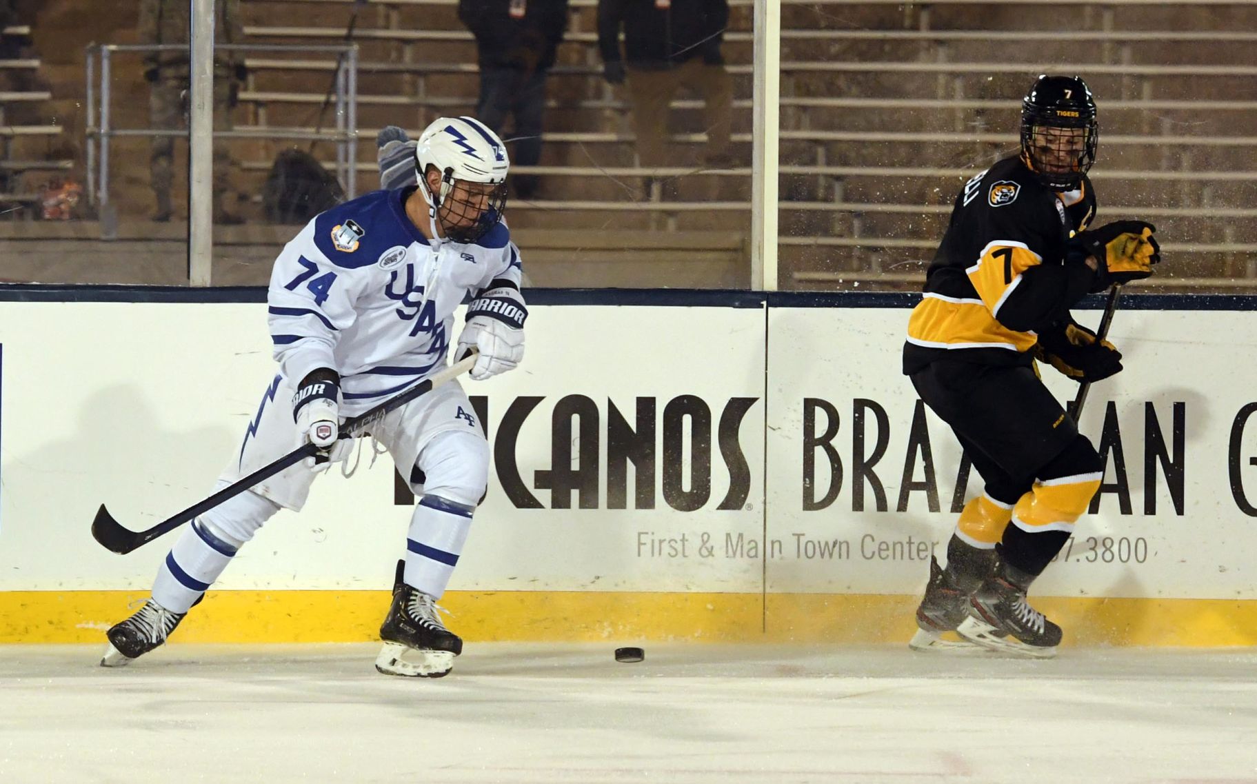 021820-s-hockey 6098.jpg